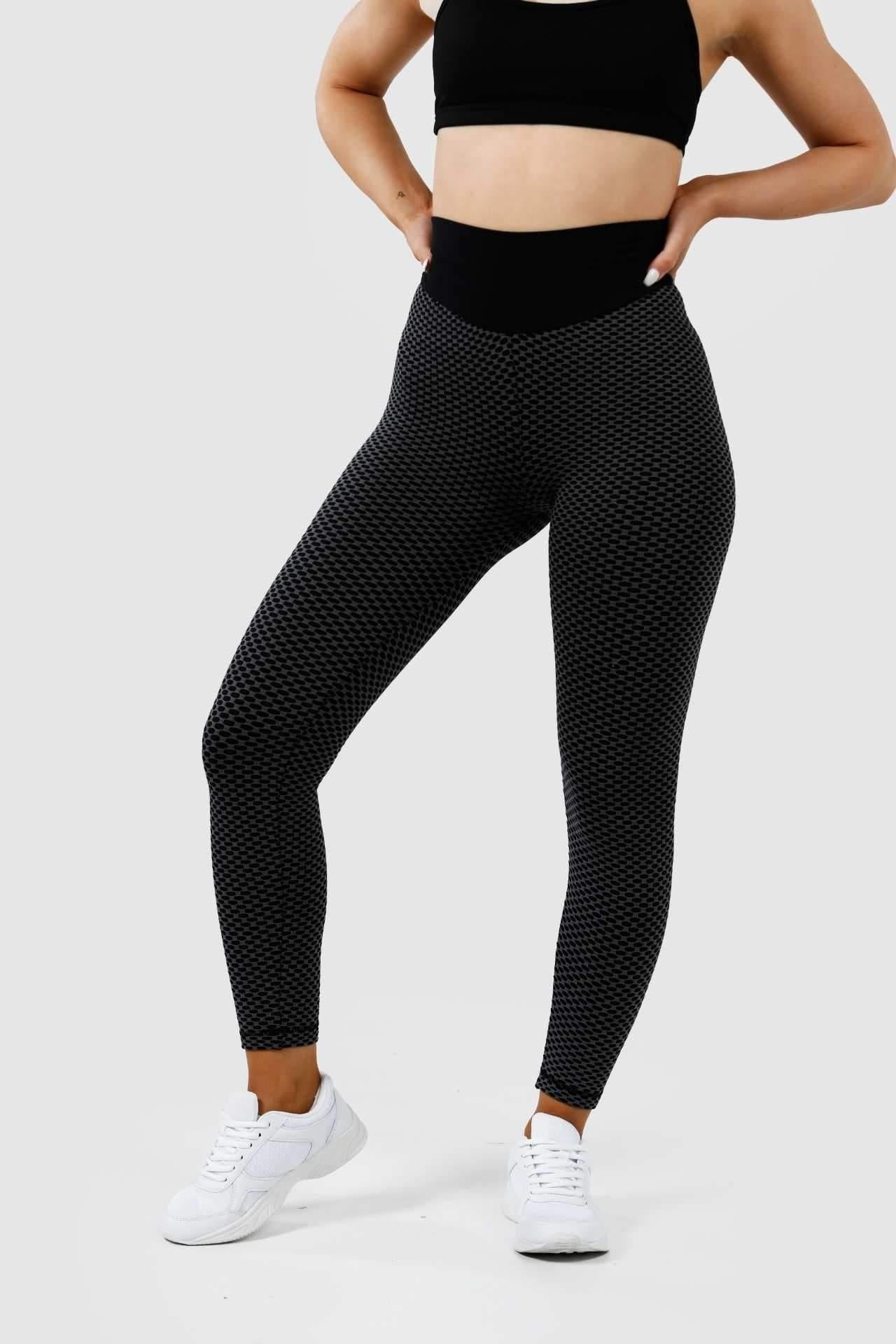 http://www.avvini.com.au/cdn/shop/products/luna-seamless-scrunch-bum-leggings-black-avvini-athletica-1.jpg?v=1645098990